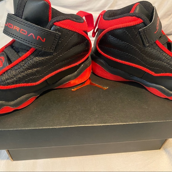 Jordan Black University Reds - Picture 6 of 7